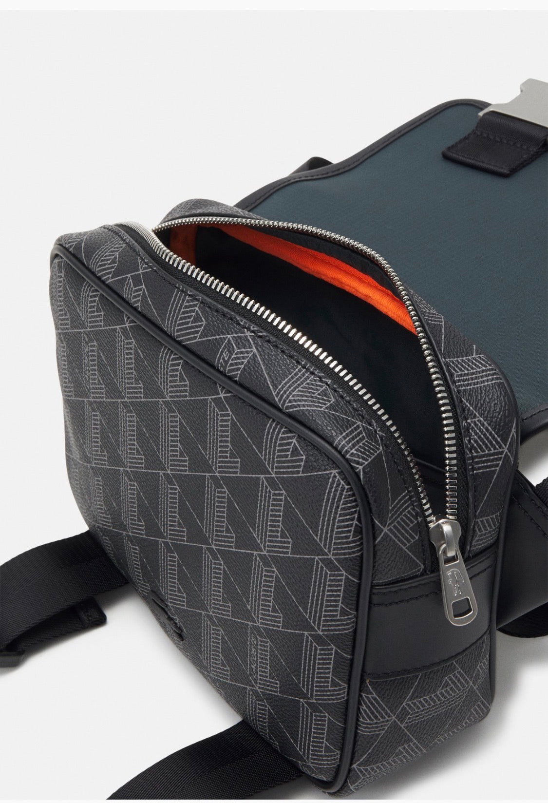 BORSA A TRACOLLA LACOSTE